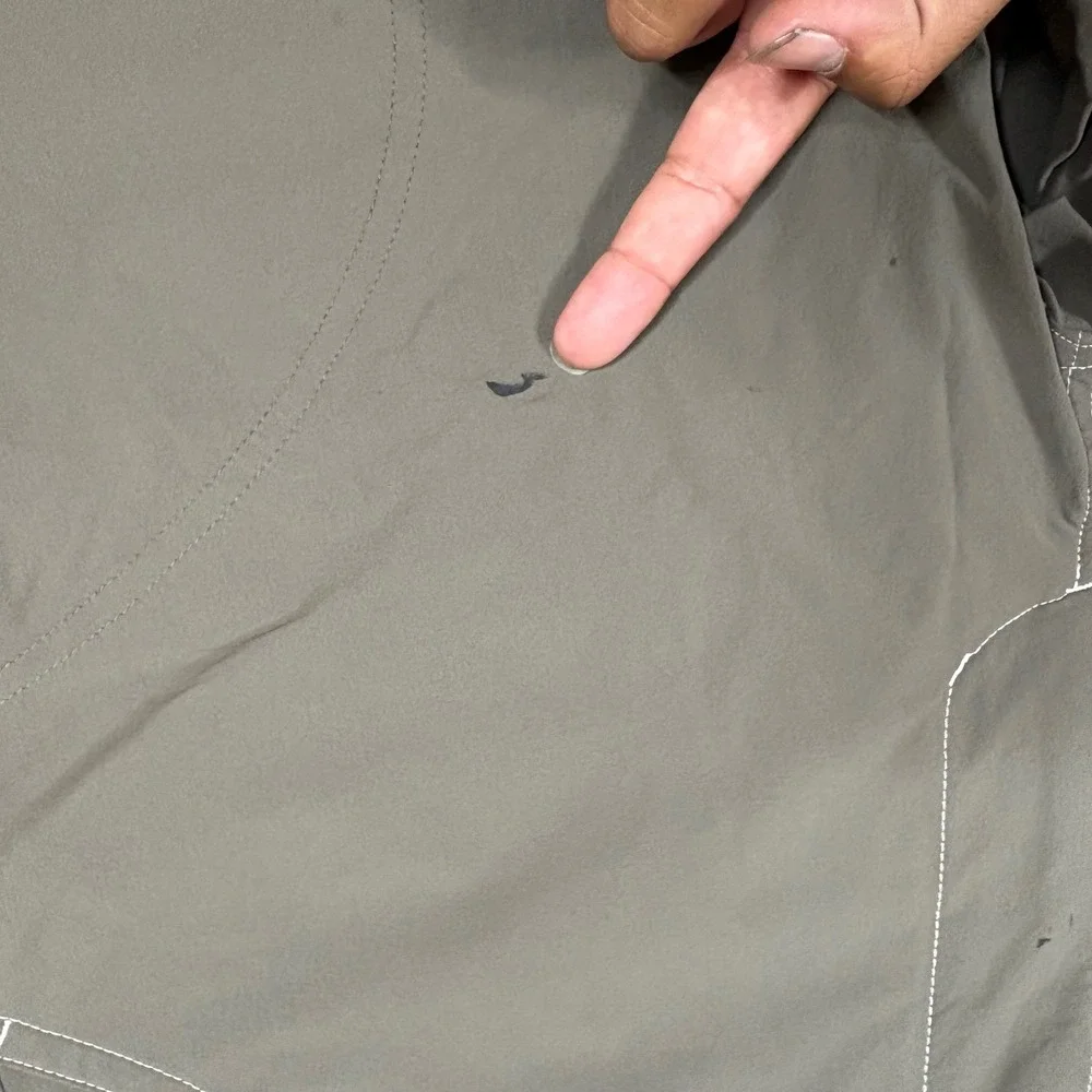 KUHL Renegade Cargo Shorts Mens 34 Khaki Olive Green Technical Hiking Outdoor
